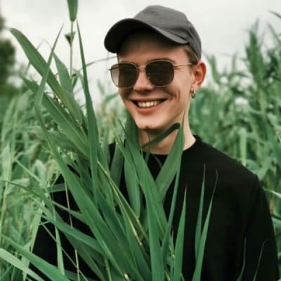 نیلم صدیقی avatar